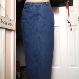 Vintage 1980’s DKNY Blue Denim Skirt 32” Waist